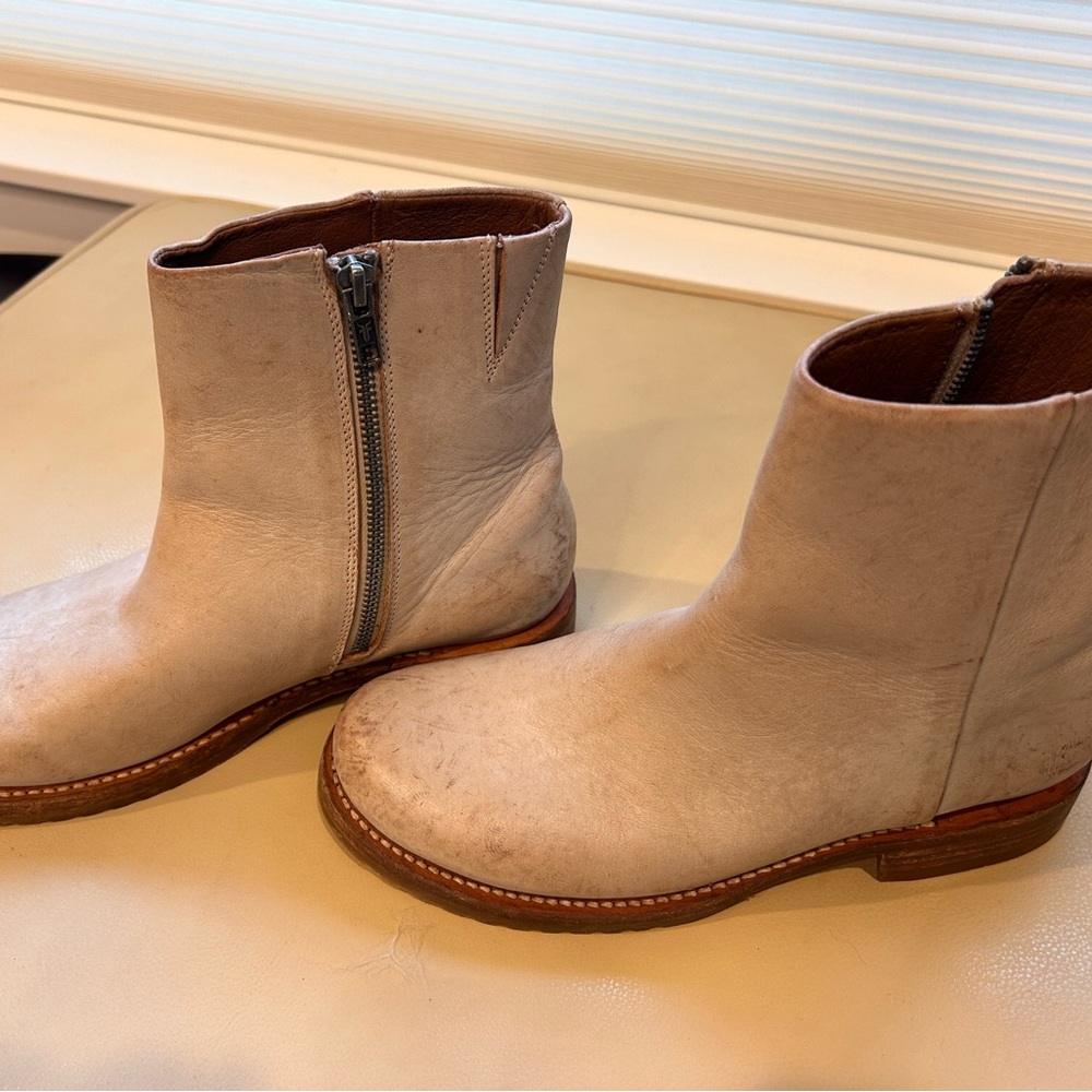 Frye VERONICA ZIP Ankle Boots distressed